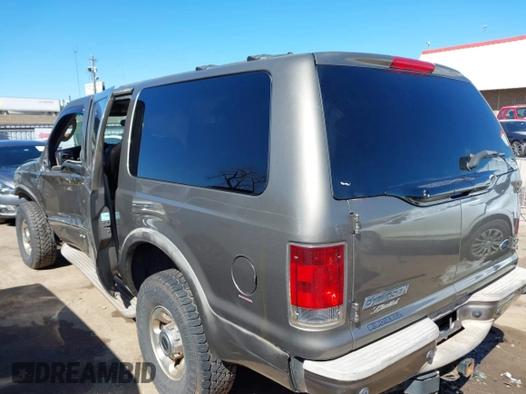 2005 Ford Excursion Limited с VIN 1FMSU43P25EB76602, выставлен на аукционе IAAI как лот 41712613 с пробегом Не указан миль и . История ставок и продаж доступна на DreamBid. Изображение 3.