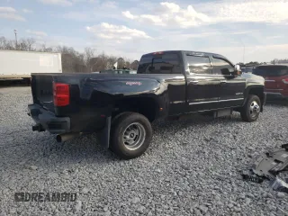 2016 Chevrolet Silverado 3500HD LTZ z VIN 1GC4K0C89GF175545, wystawiony jako Copart lot #42483435 z przebiegiem 151 074 mil mil oraz Szkoda całkowita • Salvage title. Historia ofert i sprzedaży dostępna na DreamBid. Obrazek 3.