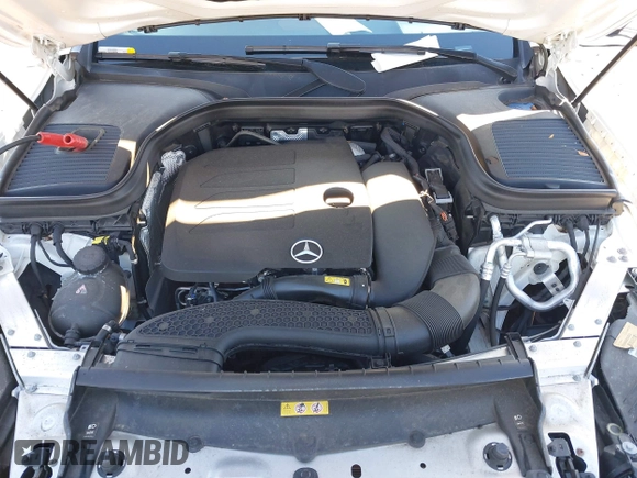 2020 Mercedes-Benz GLC 300 z VIN WDC0G8EB4LF716707, wystawiony jako IAAI lot #41695111 z przebiegiem 27 715 mil mil oraz . Historia ofert i sprzedaży dostępna na DreamBid. Obrazek 10.