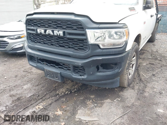 2020 Ram 2500 Tradesman with VIN 3C7WR4HJXLG201931, listed as a IAAI auction lot 41832892 with 86,215 mi miles. Bid and sale history available at carsss.com. Image 6.