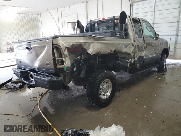 2003 Ford Super Duty F-250 XL with VIN 1FTNX21F23EA70199, listed as a Copart auction lot 78570444 with 228,265 mi miles and Salvage Title. Bid and sale history available at carsss.com. Image 3.