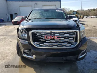 2019 GMC Yukon XL Denali with VIN 1GKS2HKJ9KR264134, listed as a Copart auction lot 43138545 with 105,690 mi miles and Salvage Title. Bid and sale history available at DreamBid. Image 5.