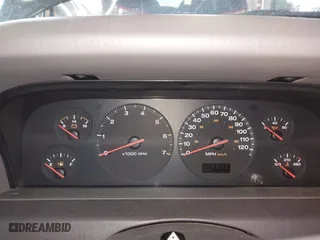 2001 Jeep Grand Cherokee Laredo with VIN 1J4GW48S91C525711, listed as a IAAI auction lot 42048952 with 1 mi miles. Bid and sale history available at carsss.com. Image 7.