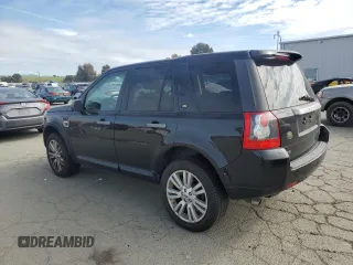 2010 Land Rover LR2 HSE z VIN SALFR2BN7AH185745, wystawiony jako Copart lot #47870395 z przebiegiem 175 661 mil mil oraz Szkoda całkowita • Salvage title. Historia ofert i sprzedaży dostępna na DreamBid. Obrazek 2.