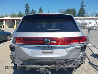 2024 Volkswagen Atlas SE with VIN 1V2HR2CA9RC531636, listed as a IAAI auction lot 42757784 with 40,257 mi miles and . Bid and sale history available at DreamBid. Image 17.