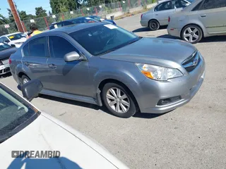 2011 Subaru Legacy Premium Power Moon z VIN 4S3BMBG65B3247017, wystawiony jako IAAI lot #42802662 z przebiegiem 154 076 mil mil oraz . Historia ofert i sprzedaży dostępna na DreamBid. Obrazek 1.