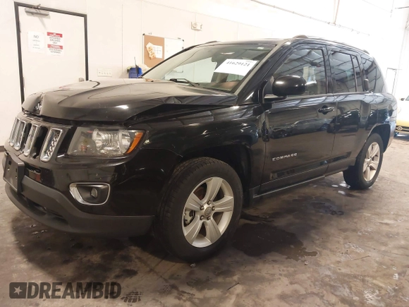 2015 Jeep Compass Latitude with VIN 1C4NJDEBXFD304409, listed as a IAAI auction lot 41629121 with 123,486 mi miles. Bid and sale history available at carsss.com. Image 19.