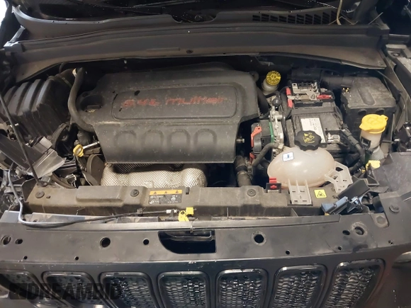 2020 Jeep Renegade Jeepster z VIN ZACNJBAB5LPL21798, wystawiony jako IAAI lot #42038384 z przebiegiem 65 753 mil mil oraz . Historia ofert i sprzedaży dostępna na DreamBid. Obrazek 10.