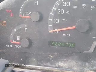 1999 Ford F-150 with VIN 1FTRX17W5XNA06036, listed as a IAAI auction lot 41897561 with 222,979 mi miles and . Bid and sale history available at DreamBid. Image 15.