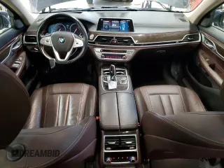 2018 BMW 7 Series 740i xDrive с VIN WBA7E4C54JGV23896, выставлен на аукционе Copart как лот 58200925 с пробегом 129 668 миль миль и Чистый • Clean title. История ставок и продаж доступна на DreamBid. Изображение 8.