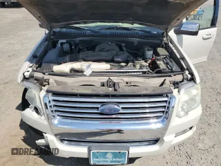 2006 Ford Explorer Limited z VIN 1FMEU75806UB01019, wystawiony jako Copart lot #56592815 z przebiegiem 126 931 mil mil oraz Szkoda całkowita • Salvage title. Historia ofert i sprzedaży dostępna na DreamBid. Obrazek 12.