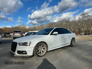 2015 Audi S4 Premium Plus with VIN WAUBGAFL6FA001584, listed as a Copart auction lot 83120324 with 196,598 mi miles and Clean Title. Bid and sale history available at carsss.com. Image 1.