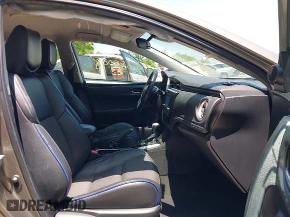 2019 Toyota Corolla L z VIN 5YFBURHE5KP861233, wystawiony jako IAAI lot #42388008 z przebiegiem 131 243 mil mil oraz . Historia ofert i sprzedaży dostępna na DreamBid. Obrazek 5.