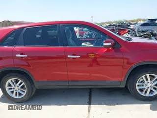 2015 Kia Sorento LX with VIN 5XYKT3A63FG630456, listed as a IAAI auction lot 41817900 with 102,382 mi miles. Bid and sale history available at carsss.com. Image 14.