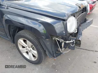 2014 Jeep Patriot Limited с VIN 1C4NJPCB1ED522578, выставлен на аукционе IAAI как лот 42148900 с пробегом 49 899 миль миль и . История ставок и продаж доступна на DreamBid. Изображение 13.