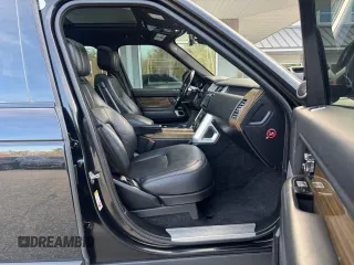 2019 Land Rover Range Rover HSE with VIN SALGS2SV5KA528460, listed as a Copart auction lot 56175975 with 122,951 mi miles and Clean Title. Bid and sale history available at DreamBid. Image 5.