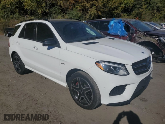 2017 Mercedes-Benz GLE 63 S AMG with VIN 4JGDA7FB6HA831231, listed as a Copart auction lot 76630384 with 98,655 mi miles and Salvage title. Bid and sale history available at DreamBid. Image 4.