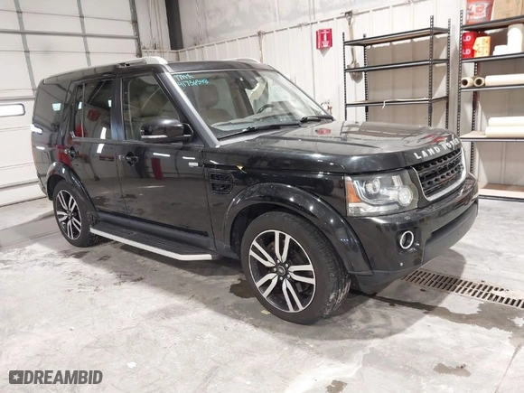 2016 Land Rover LR4 HSE LUX with VIN SALAK2V6XGA812927, listed as a IAAI auction lot 41736548 with NaN miles. Bid and sale history available at carsss.com. Image 1.