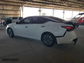 2024 Nissan Altima 2.5 SV with VIN 1N4BL4DV8RN327815, listed as a Copart auction lot 76312154 with 9,268 mi miles and Salvage Title. Bid and sale history available at carsss.com. Image 2.