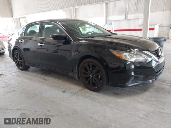 2017 Nissan Altima S z VIN 1N4AL3AP4HC251614, wystawiony jako IAAI lot #42250823 z przebiegiem 177 944 mil mil oraz . Historia ofert i sprzedaży dostępna na DreamBid. Obrazek 1.