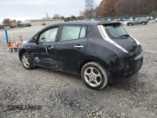 2011 Nissan LEAF SL with VIN JN1AZ0CPXBT005987, listed as a Copart auction lot 84307824 with 154,839 mi miles and Salvage Title. Bid and sale history available at carsss.com. Image 2.
