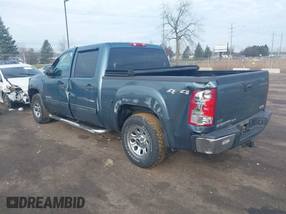 2010 GMC Sierra 1500 with VIN 3GTRKVEAXAG197613, listed as a IAAI auction lot 41198472 with 152,892 mi miles and . Bid and sale history available at DreamBid. Image 3.