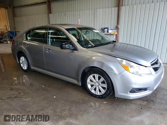 2011 Subaru Legacy Premium Power Moon z VIN 4S3BMBG6XB3264766, wystawiony jako Copart lot #55215065 z przebiegiem 96 980 mil mil oraz Szkoda całkowita • Salvage title. Historia ofert i sprzedaży dostępna na DreamBid. Obrazek 4.