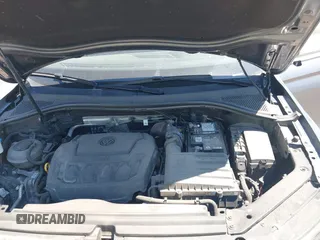 2019 Volkswagen Tiguan SE with VIN 3VV2B7AX3KM143968, listed as a IAAI auction lot 39838788 with 155,823 mi miles and . Bid and sale history available at DreamBid. Image 10.