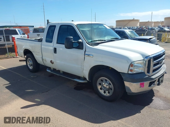 2006 Ford Super Duty F-250 XL with VIN 1FTNX20516ED38107, listed as a IAAI auction lot 41451217 with 90,620 mi miles. Bid and sale history available at carsss.com. Image 1.