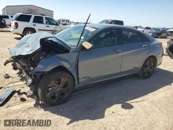 2022 Hyundai Elantra SEL z VIN KMHLM4AG4NU305405, wystawiony jako Copart lot #52662805 z przebiegiem 37 329 mil mil oraz Szkoda całkowita • Salvage title. Historia ofert i sprzedaży dostępna na DreamBid. Obrazek 1.