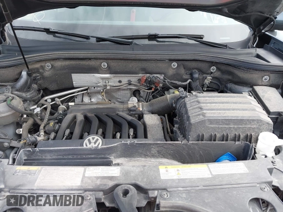2021 Volkswagen Atlas SE with VIN 1V2KR2CA0MC570498, listed as a IAAI auction lot 41807676 with 56,434 mi miles and . Bid and sale history available at DreamBid. Image 10.
