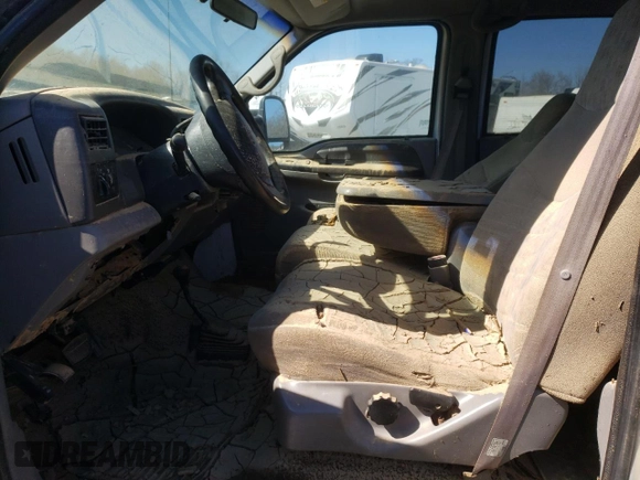 2000 Ford F-350 XL with VIN 1FTSW31F2YED14050, listed as a Copart auction lot 45839055 with 302,831 mi miles and Non Repairable. Bid and sale history available at DreamBid. Image 7.