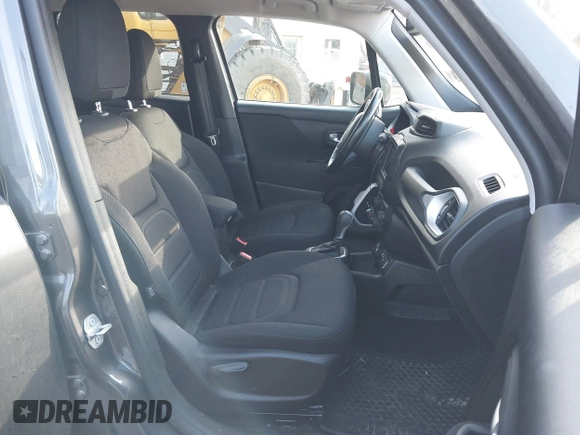 2018 Jeep Renegade Latitude with VIN ZACCJBBB8JPH51136, listed as a IAAI auction lot 42027011 with 65,252 mi miles and . Bid and sale history available at carsss.com. Image 5.