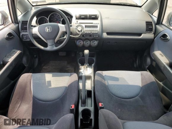 2008 Honda Fit z VIN JHMGD38468S039427, wystawiony jako Copart lot #59571995 z przebiegiem 125 476 mil mil oraz Szkoda całkowita • Salvage title. Historia ofert i sprzedaży dostępna na DreamBid. Obrazek 8.
