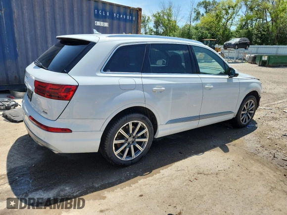 2017 Audi Q7 Premium Plus with VIN WA1LAAF77HD004789, listed as a Copart auction lot 61460475 with 112,345 mi miles and Non repairable. Bid and sale history available at DreamBid. Image 3.