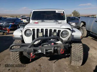 2020 Jeep Gladiator Rubicon with VIN 1C6JJTBG7LL152204, listed as a Copart auction lot 83525554 with 7,030 mi miles and Salvage title. Bid and sale history available at DreamBid. Image 5.