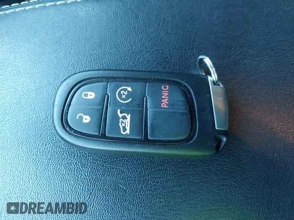 2018 Jeep Cherokee Limited with VIN 1C4PJMDX3JD575794, listed as a IAAI auction lot 41092523 with 64,337 mi miles. Bid and sale history available at carsss.com. Image 11.