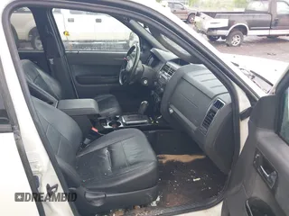 2012 Ford Escape Limited with VIN 1FMCU0EG2CKB95451, listed as a IAAI auction lot 42103270 with 292,213 mi miles. Bid and sale history available at carsss.com. Image 5.