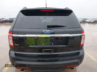 2011 Ford Explorer XLT with VIN 1FMHK7D81BGA50577, listed as a IAAI auction lot 41894045 with 139,674 mi miles and . Bid and sale history available at carsss.com. Image 16.