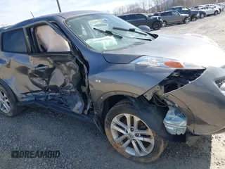 2011 Nissan Juke SL with VIN JN8AF5MV3BT023817, listed as a IAAI auction lot 41798387 with 1 mi miles. Bid and sale history available at carsss.com. Image 6.