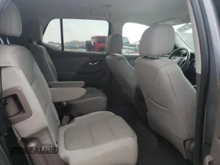 2019 Chevrolet Traverse LT Cloth z VIN 1GNERGKW7KJ141156, wystawiony jako Copart lot #62134795 z przebiegiem 116 311 mil mil oraz Szkoda całkowita • Salvage title. Historia ofert i sprzedaży dostępna na DreamBid. Obrazek 11.