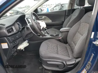 2017 Kia Niro LX with VIN KNDCB3LC7H5096920, listed as a Copart auction lot 44117755 with 104,808 mi miles and Salvage Title. Bid and sale history available at carsss.com. Image 7.