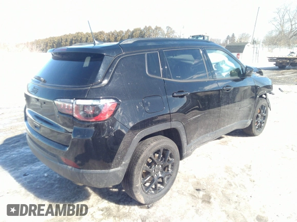 2022 Jeep Compass Latitude с VIN 3C4NJDBB5NT198996, выставлен на аукционе IAAI как лот 41612511 с пробегом 13 986 миль миль и . История ставок и продаж доступна на DreamBid. Изображение 4.