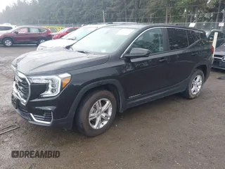 2024 GMC Terrain SLE z VIN 3GKALTEG1RL336389, wystawiony jako IAAI lot #42303629 z przebiegiem 18 588 mil mil oraz . Historia ofert i sprzedaży dostępna na DreamBid. Obrazek 2.