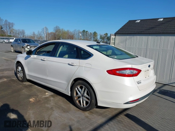 2013 Ford Fusion SE with VIN 3FA6P0HR1DR198639, listed as a IAAI auction lot 41892416 with 114,932 mi miles. Bid and sale history available at carsss.com. Image 3.