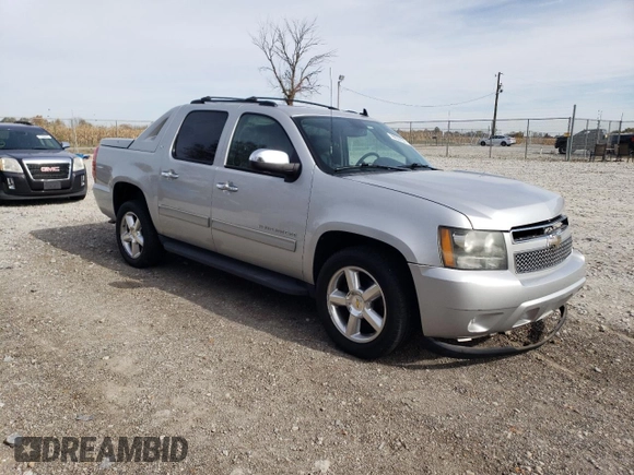 2011 Chevrolet Avalanche LT with VIN 3GNTKFE37BG375838, listed as a Copart auction lot 78036164 with 172,720 mi miles and Salvage Title. Bid and sale history available at DreamBid. Image 4.