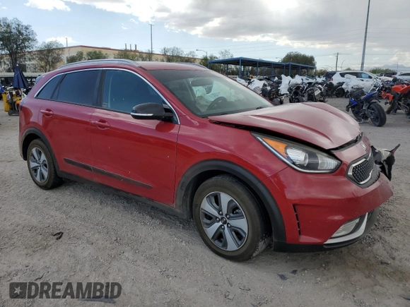 2017 Kia Niro EX with VIN KNDCC3LC5H5070796, listed as a Copart auction lot 55877834 with 95,441 mi miles and Salvage Title. Bid and sale history available at carsss.com. Image 4.