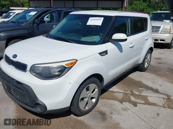 2014 Kia Soul with VIN KNDJN2A2XE7078804, listed as a IAAI auction lot 42095022 with 153,536 mi miles. Bid and sale history available at carsss.com. Image 2.