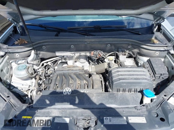 2018 Volkswagen Atlas SE with VIN 1V2LR2CA7JC524893, listed as a IAAI auction lot 41876288 with 153,758 mi miles and . Bid and sale history available at DreamBid. Image 10.