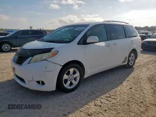 2011 Toyota Sienna LE AAS with VIN 5TDKK3DC4BS033026, listed as a Copart auction lot 65638355 with 383,719 mi miles and Clean title. Bid and sale history available at DreamBid. Image 1.